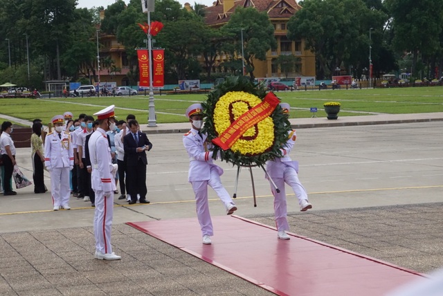 130 HS, SV tiêu biểu ngành giáo dục nghề nghiệp dự Lễ báo công dâng Bác - 4 130 HS, SV tiêu biểu ngành giáo dục nghề nghiệp dự Lễ báo công dâng Bác - 4