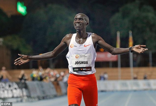 Joshua Cheptegei phá kỷ lục thế giới trên đường chạy 10.000m - 1 Joshua Cheptegei phá kỷ lục thế giới trên đường chạy 10.000m - 1