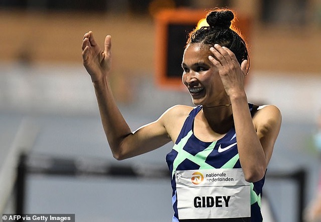 Joshua Cheptegei phá kỷ lục thế giới trên đường chạy 10.000m - 3 Joshua Cheptegei phá kỷ lục thế giới trên đường chạy 10.000m - 3