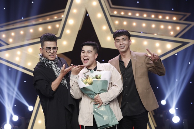 Hồ Quang Hiếu từng đi làm phục vụ, ở trọ nhếch nhác chỉ đủ chỗ nằm - 3 Hồ Quang Hiếu từng đi làm phục vụ, ở trọ nhếch nhác chỉ đủ chỗ nằm - 3