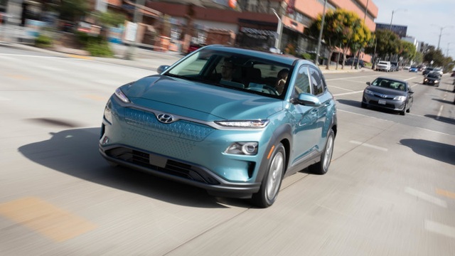 Hyundai triệu hồi Kona sau hơn chục vụ cháy xe - 1 Hyundai triệu hồi Kona sau hơn chục vụ cháy xe - 1