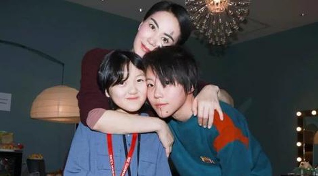 Cuộc sống tự do và hạnh phúc của “thiên hậu” Vương Phi - 6 Cuộc sống tự do và hạnh phúc của “thiên hậu” Vương Phi - 6