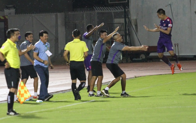 Đánh bại HL Hà Tĩnh, Sài Gòn FC tiếp tục giữ ngôi đầu V-League - 8 Đánh bại HL Hà Tĩnh, Sài Gòn FC tiếp tục giữ ngôi đầu V-League - 8