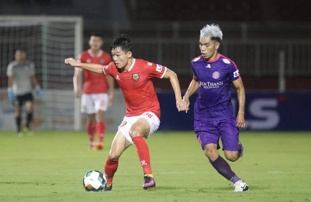 Đánh bại HL Hà Tĩnh, Sài Gòn FC tiếp tục giữ ngôi đầu V-League - 2 Đánh bại HL Hà Tĩnh, Sài Gòn FC tiếp tục giữ ngôi đầu V-League - 2