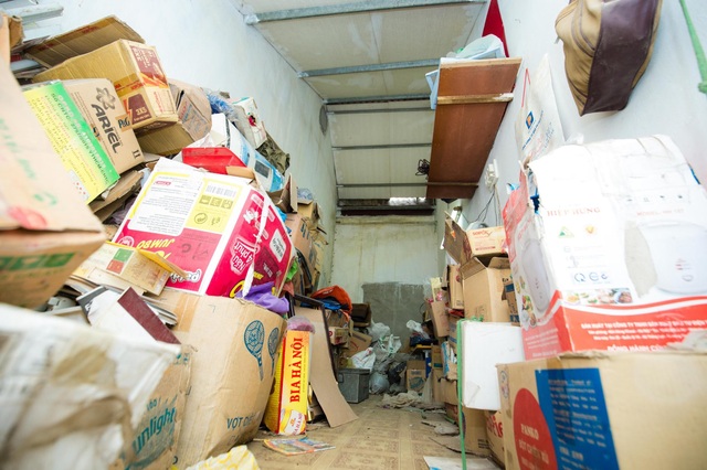 Cuộc sống đối nghịch trong căn nhà “siêu nhỏ” 7,5 m2 giá 3 tỷ đồng ở Hà Nội - 8 Cuộc sống đối nghịch trong căn nhà “siêu nhỏ” 7,5 m2 giá 3 tỷ đồng ở Hà Nội - 8
