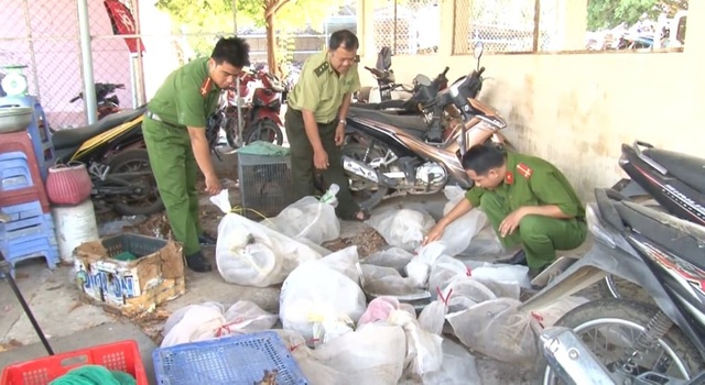 Người đàn ông treo cổ tự vẫn trong khu vực nuôi nhốt động vật hoang dã - 1