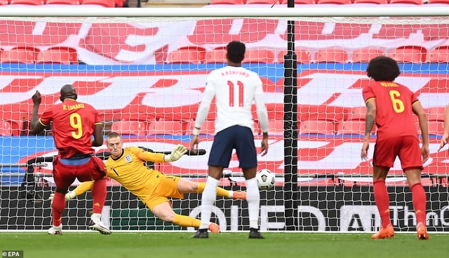 England's upstream team won Belgium - 3