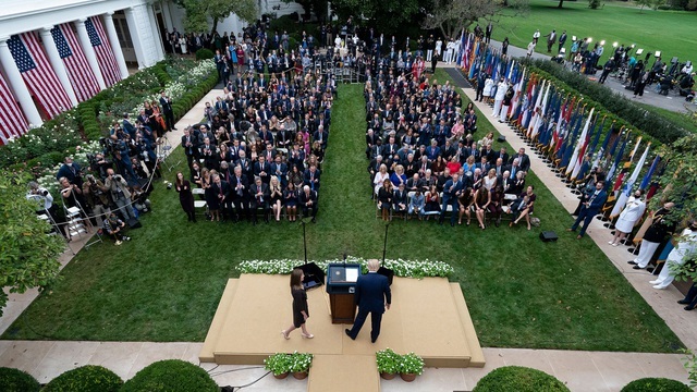 Bầu cử Mỹ 2020: Ông Trump cấp tập trở lại đường đua tranh cử - 2 Bầu cử Mỹ 2020: Ông Trump cấp tập trở lại đường đua tranh cử - 2