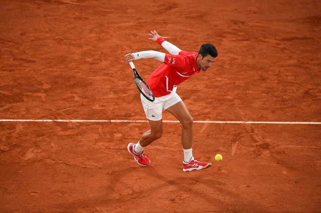 Những khoảnh khắc Nadal đánh bại Djokovic, lập chuỗi kỷ lục mới - 2 Những khoảnh khắc Nadal đánh bại Djokovic, lập chuỗi kỷ lục mới - 2