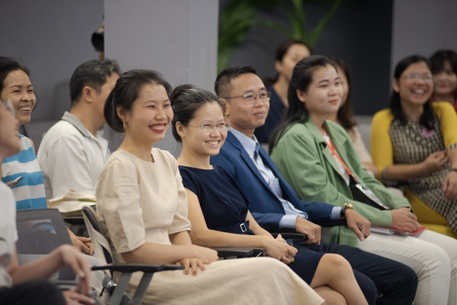 Nhân viên mòn mỏi đi tuyển... sếp - 1 Nhân viên mòn mỏi đi tuyển... sếp - 1