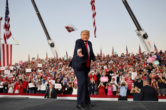 2020 U.S. Election: Trump Is Energetic When He Returns To The Track - 8