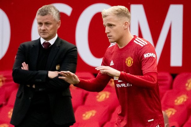 Man Utd đến giai đoạn khốc liệt, HLV Solskjaer “đứt gánh”? - 2 Man Utd đến giai đoạn khốc liệt, HLV Solskjaer “đứt gánh”? - 2