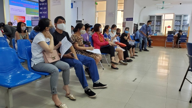 Hà Nội: Hơn 127 tỷ đồng trợ cấp thất nghiệp đã đến với người lao động - 2 Hà Nội: Hơn 127 tỷ đồng trợ cấp thất nghiệp đã đến với người lao động - 2