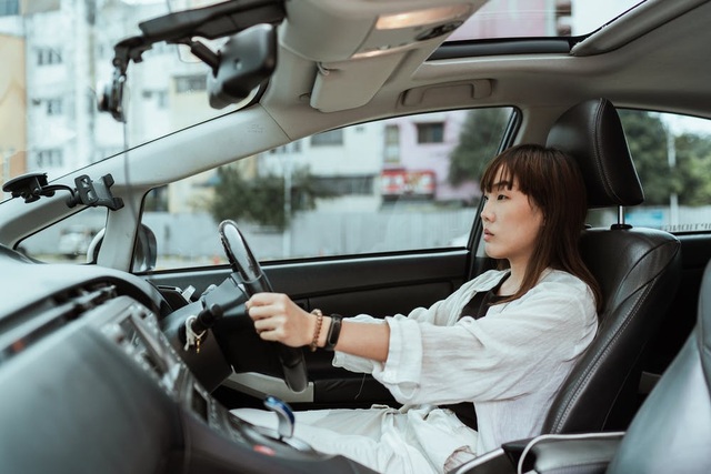 Chỉnh ghế lái như thế nào để ngồi lái xe liền vài giờ không mỏi? - 1 Chỉnh ghế lái như thế nào để ngồi lái xe liền vài giờ không mỏi? - 1