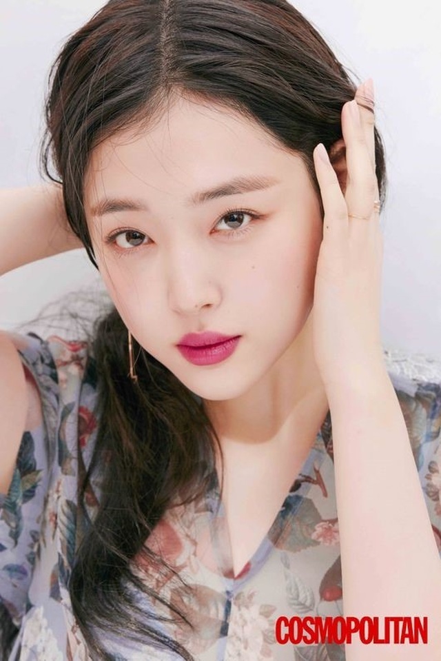 Fan thương nhớ Sulli nhân 1 năm ngày mất - 4 Fan thương nhớ Sulli nhân 1 năm ngày mất - 4