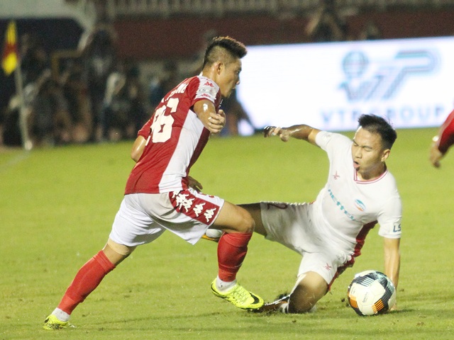 Đánh bại CLB TPHCM, CLB Viettel lên ngôi đầu bảng V-League - 9 Đánh bại CLB TPHCM, CLB Viettel lên ngôi đầu bảng V-League - 9