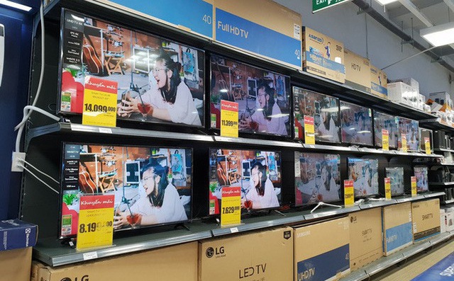 Trong bão giảm giá 50%, tivi 4K 43 inch có giá bán rẻ không tưởng - 1 Trong bão giảm giá 50%, tivi 4K 43 inch có giá bán rẻ không tưởng - 1