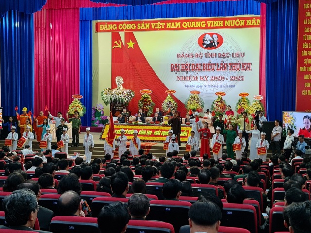 Cần quan tâm phát huy giá trị văn hóa, con người Bạc Liêu - 2 Cần quan tâm phát huy giá trị văn hóa, con người Bạc Liêu - 2