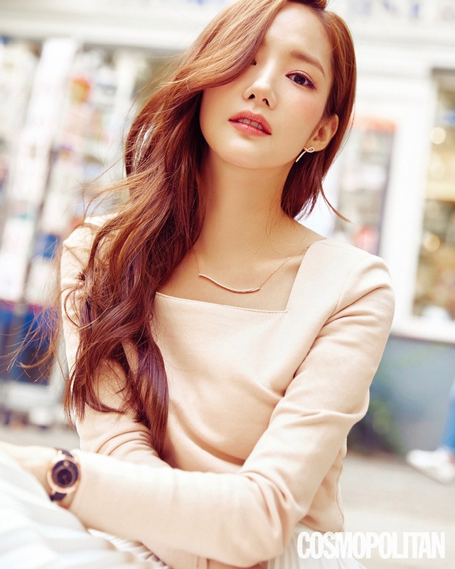 Bạn gái cũ của Lee Min Ho: Trở thành nữ thần sắc đẹp nhờ phẫu thuật thẩm mỹ - 2 Bạn gái cũ của Lee Min Ho: Trở thành nữ thần sắc đẹp nhờ phẫu thuật thẩm mỹ - 2