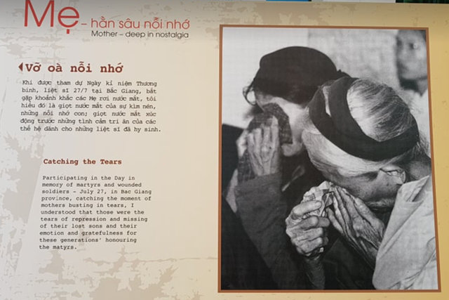 Khắc họa hình ảnh “Mẹ và Trái tim người lính” - 6 Khắc họa hình ảnh “Mẹ và Trái tim người lính” - 6