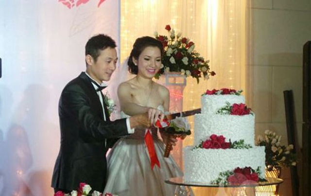 Bất ngờ vợ kém 14 tuổi của MC Anh Tuấn bị khui ảnh hiếm hoi mặc bikini bỏng mắt dân tình - 8 Bất ngờ vợ kém 14 tuổi của MC Anh Tuấn bị khui ảnh hiếm hoi mặc bikini bỏng mắt dân tình - 8