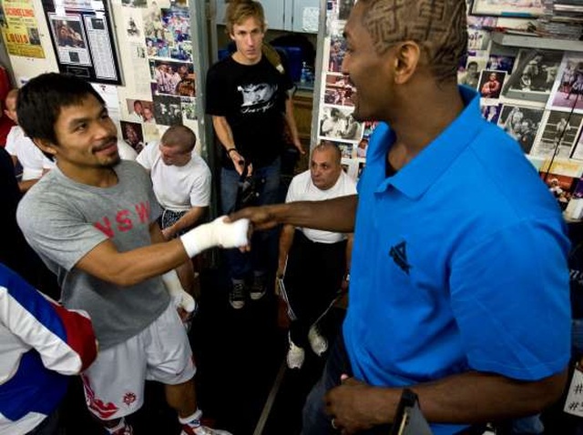 Tuổi thơ cơ cực và hành trình vươn lên huyền thoại của Manny Pacquiao - 16 Tuổi thơ cơ cực và hành trình vươn lên huyền thoại của Manny Pacquiao - 16
