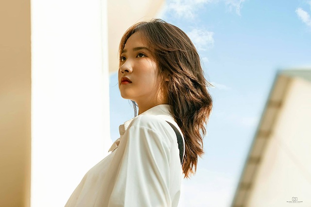 Nữ sinh 10X có nét đẹp trong trẻo, thích làm bạn với chiếc kim sợi chỉ - 6 Nữ sinh 10X có nét đẹp trong trẻo, thích làm bạn với chiếc kim sợi chỉ - 6