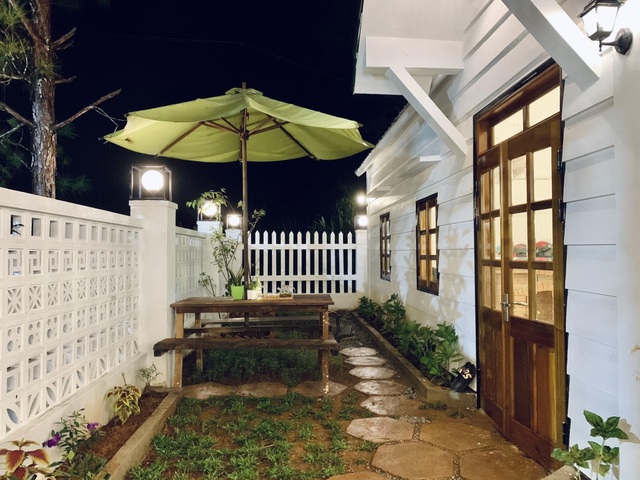 Đóng 3 cửa hàng ở Hà Nội, cặp đôi “bỏ phố, lên rừng” làm nhà đẹp như mơ - 12 Đóng 3 cửa hàng ở Hà Nội, cặp đôi “bỏ phố, lên rừng” làm nhà đẹp như mơ - 12