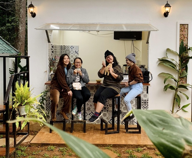 Đóng 3 cửa hàng ở Hà Nội, cặp đôi “bỏ phố, lên rừng” làm nhà đẹp như mơ - 15 Đóng 3 cửa hàng ở Hà Nội, cặp đôi “bỏ phố, lên rừng” làm nhà đẹp như mơ - 15