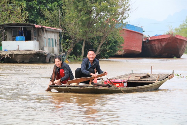 Hàng trăm hộ dân bị nước lũ sông Hoàng Long cô lập - 6