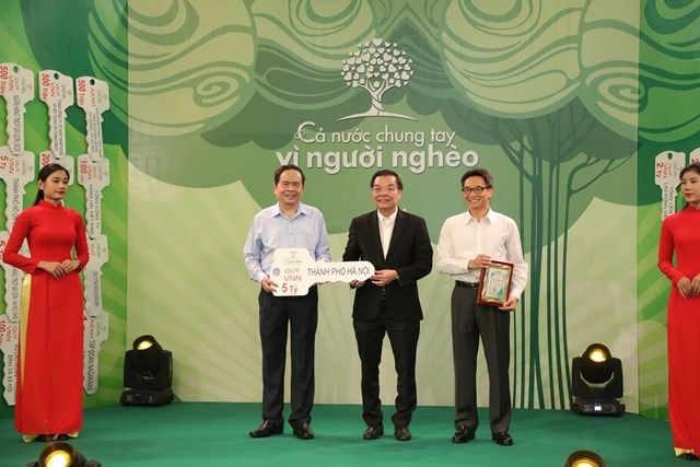 Tiếp nhận đăng ký ủng hộ Quỹ ‘Vì người nghèo’ và an sinh xã hội - 3 Tiếp nhận đăng ký ủng hộ Quỹ ‘Vì người nghèo’ và an sinh xã hội - 3