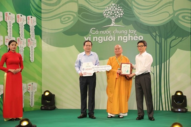 Tiếp nhận đăng ký ủng hộ Quỹ ‘Vì người nghèo’ và an sinh xã hội - 7 Tiếp nhận đăng ký ủng hộ Quỹ ‘Vì người nghèo’ và an sinh xã hội - 7