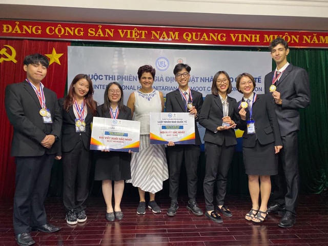 Em trai người mẫu Andrea thành hot TikToker, có thành tích học tập đáng nể - 5 Em trai người mẫu Andrea thành hot TikToker, có thành tích học tập đáng nể - 5