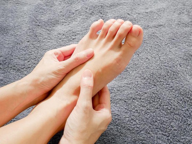 Hay đau nhức về đêm có thể là dấu hiệu của loại ung thư nguy hiểm - 2 Hay đau nhức về đêm có thể là dấu hiệu của loại ung thư nguy hiểm - 2