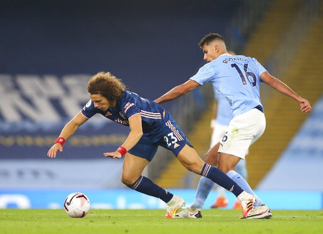 Man City 1-0 Arsenal: Sterling mang tới sự khác biệt - 6