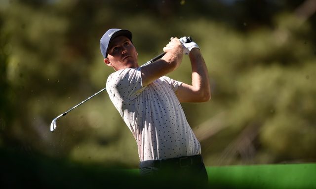 Vượt qua Tyrell Hatton, tay golf Russell Henley dẫn đầu CJ Cup - 1 Vượt qua Tyrell Hatton, tay golf Russell Henley dẫn đầu CJ Cup - 1