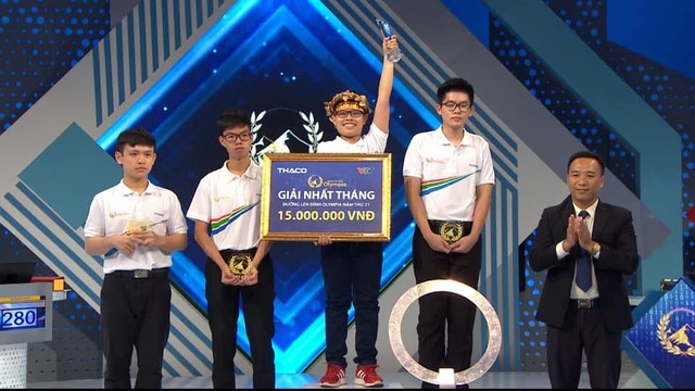 Chú Doraemon bé nhỏ chiến thắng ở cuộc thi Tháng đầu tiên Olympia 21 - 4 Chú Doraemon bé nhỏ chiến thắng ở cuộc thi Tháng đầu tiên Olympia 21 - 4