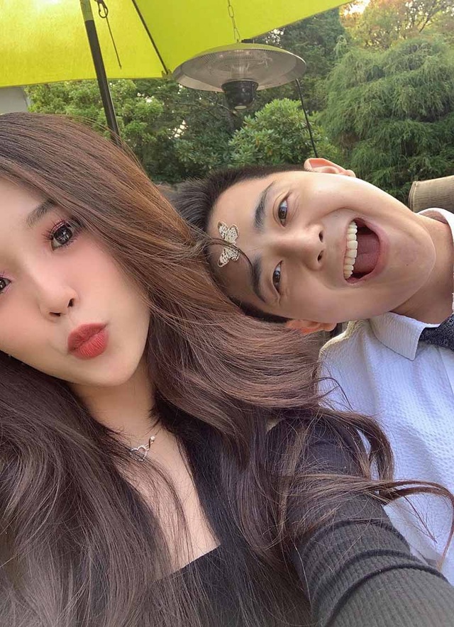 Cặp đôi trai xinh gái đẹp nên duyên qua ứng dụng hẹn hò - 8 Cặp đôi trai xinh gái đẹp nên duyên qua ứng dụng hẹn hò - 8