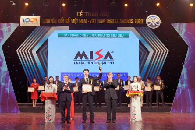 Giải thưởng Chuyển đổi số 2020 tôn vinh nền tảng quản trị doanh nghiệp của MISA - 1 Giải thưởng Chuyển đổi số 2020 tôn vinh nền tảng quản trị doanh nghiệp của MISA - 1