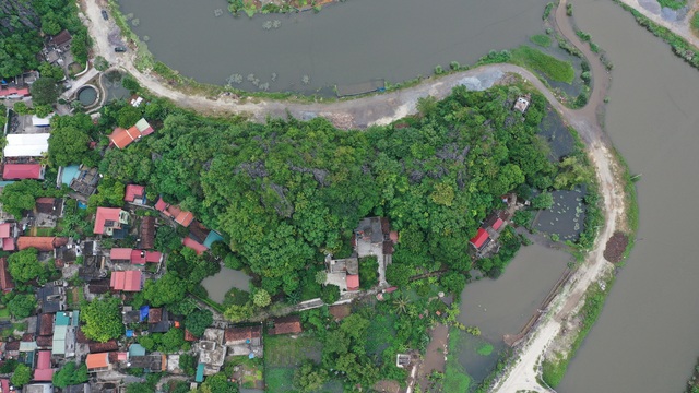 Ninh Binh: Urgent relocation of dozens of homes from areas at risk of landslides - 9