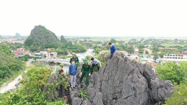 Ninh Binh: Urgent relocation of dozens of homes from areas at risk of landslides - 11