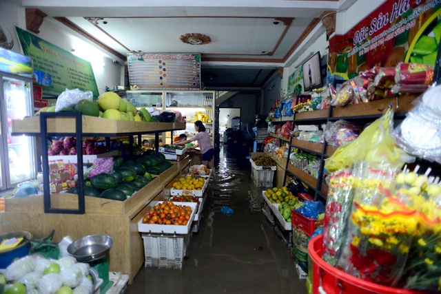Triều cường tại TPHCM.jpg Triều cường tại TPHCM.jpg