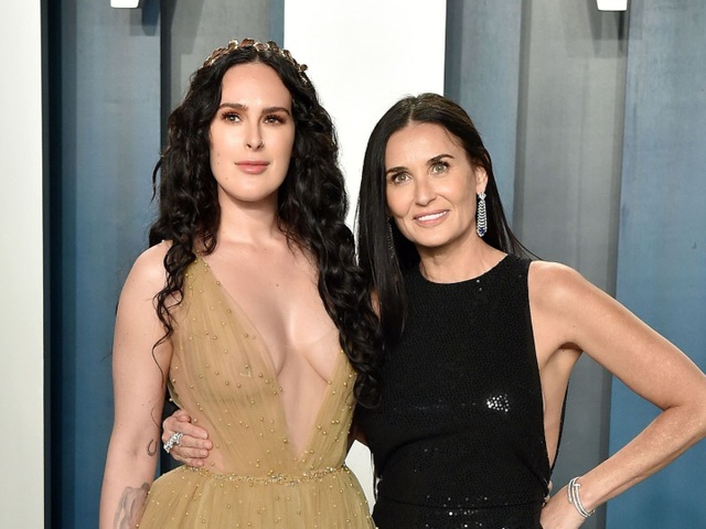 Con gái Demi Moore tiết lộ từng bị “lừa tình” năm 18 tuổi - 1 Con gái Demi Moore tiết lộ từng bị “lừa tình” năm 18 tuổi - 1
