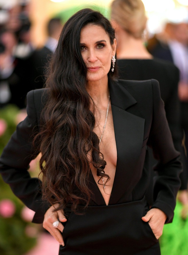 Con gái Demi Moore tiết lộ từng bị “lừa tình” năm 18 tuổi - 3 Con gái Demi Moore tiết lộ từng bị “lừa tình” năm 18 tuổi - 3
