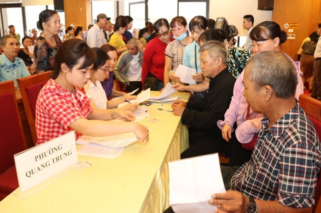 Hàng trăm đoàn thiện nguyện đổ về Quảng Bình thu hút quan tâm của dư luận - 1 Hàng trăm đoàn thiện nguyện đổ về Quảng Bình thu hút quan tâm của dư luận - 1