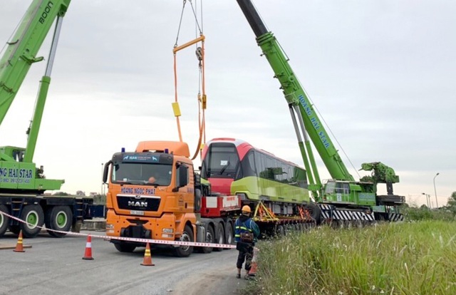 Đoàn tàu Nhổn - ga Hà Nội đã về đích - 4 Đoàn tàu Nhổn - ga Hà Nội đã về đích - 4
