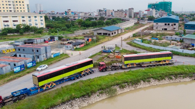 Đoàn tàu Nhổn - ga Hà Nội đã về đích - 2 Đoàn tàu Nhổn - ga Hà Nội đã về đích - 2