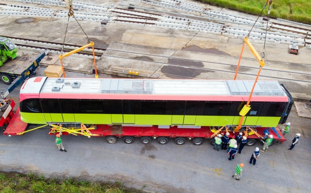 Đoàn tàu Nhổn - ga Hà Nội đã về đích - 3 Đoàn tàu Nhổn - ga Hà Nội đã về đích - 3