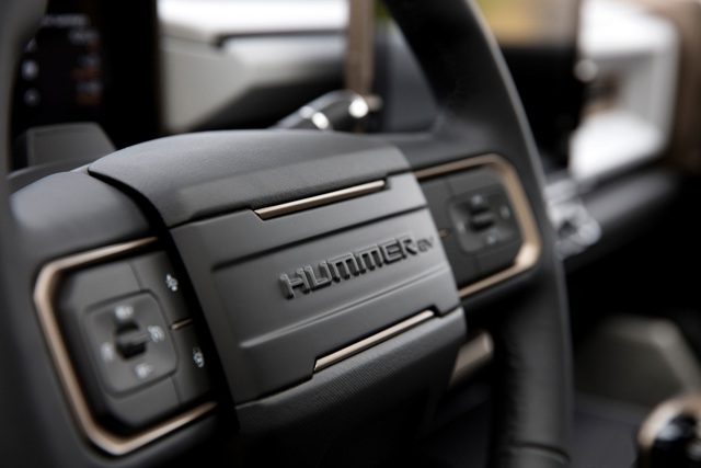 Hummer EV - Sự trở lại ấn tượng của huyền thoại off-road Mỹ - 9 Hummer EV - Sự trở lại ấn tượng của huyền thoại off-road Mỹ - 9