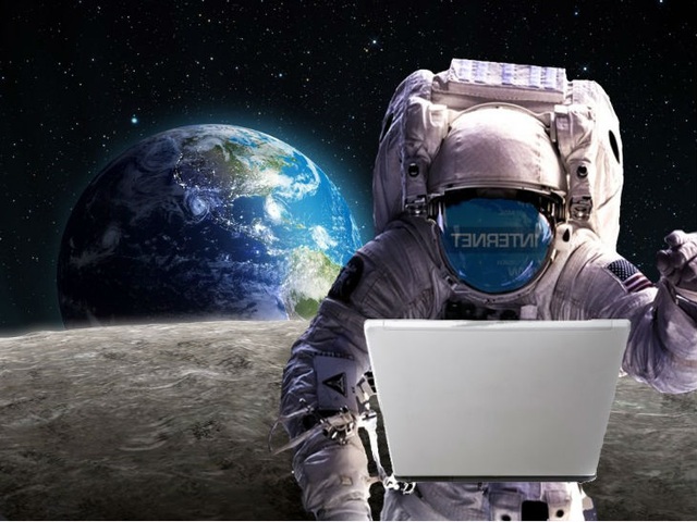 NASA thuê Nokia để triển khai mạng 4G LTE trên mặt trăng - 1 NASA thuê Nokia để triển khai mạng 4G LTE trên mặt trăng - 1